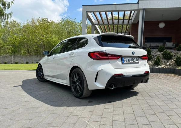 BMW Seria 1 cena 132000 przebieg: 42000, rok produkcji 2021 z Tuszyn małe 172
